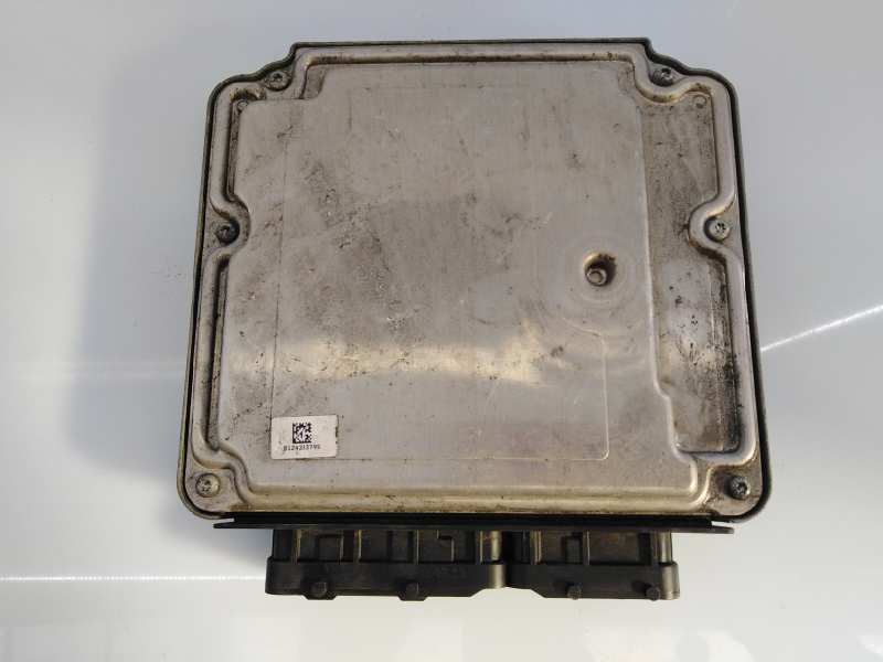 TOYOTA Auris 2 generation (2012-2015) Moottorin ohjausyksikkö ECU 8966102Y10,0281017097,E3-B2-7-3 18657815