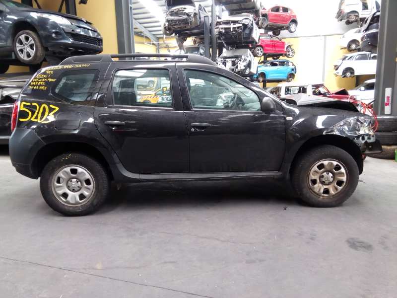 DACIA Duster 1 generation (2010-2017) Serrure de porte arrière droite E1-A1-8-3 18408201