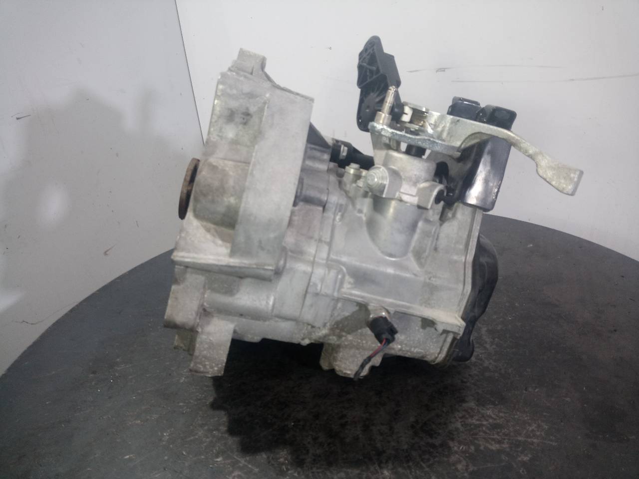 SEAT Cordoba 2 generation (1999-2009) Gearbox LNR, M1-A1-135 21800860