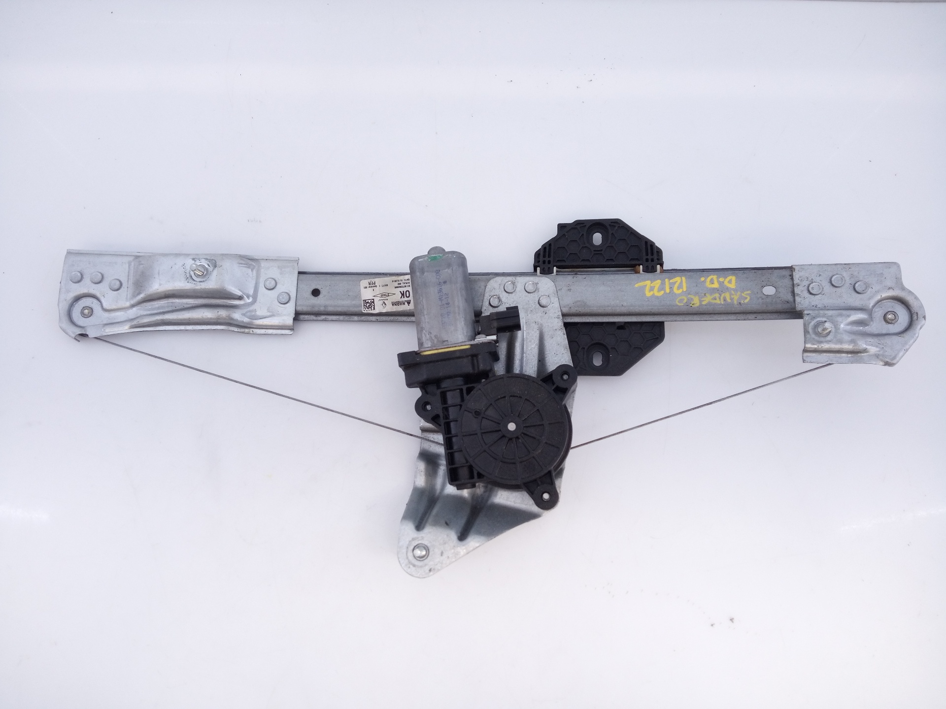 DACIA Duster 1 generation (2010-2017) Front Right Door Window Regulator 0371001, E1-A1-36-2 24101210