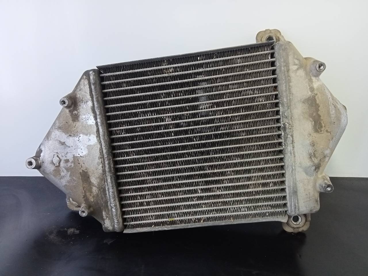 VOLVO Terrano 2 generation (1993-2006) Intercooler Radiator P2-B10-9 23296995