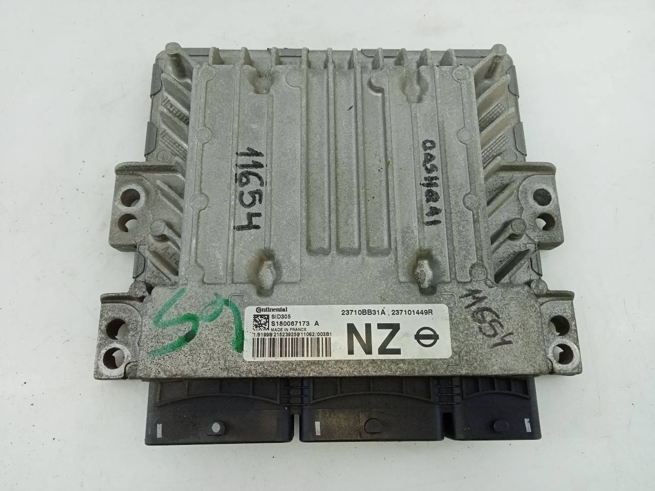 NISSAN Qashqai 1 generation (2007-2014) Engine Control Unit ECU 23710BB31A,S180067173A,E3-B4-21-1 24085855