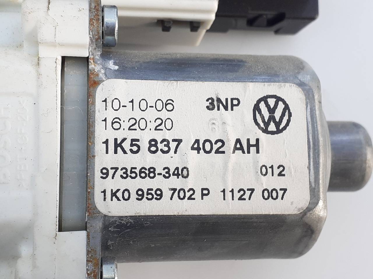 VOLKSWAGEN Jetta 5 generation (2005-2011) Priekšējo labo durvju logu pacēlājs 1K5837402AH, 1K0959792L, E1-B6-12-1 18674967