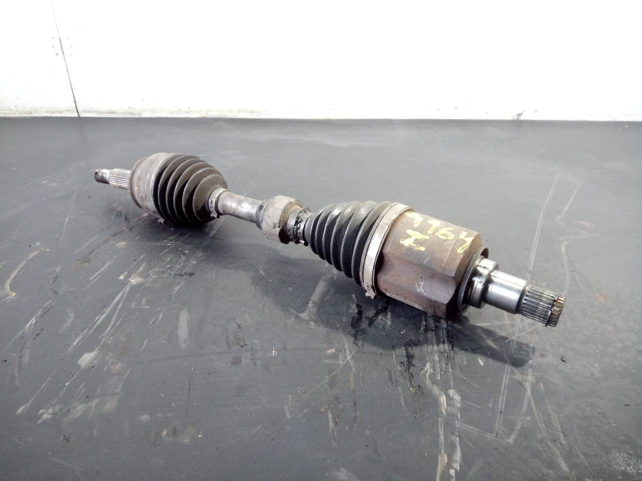 HYUNDAI Caliber 1 generation (2006-2013) Front Left Driveshaft P05085224A5,P1-A6-16 20964706