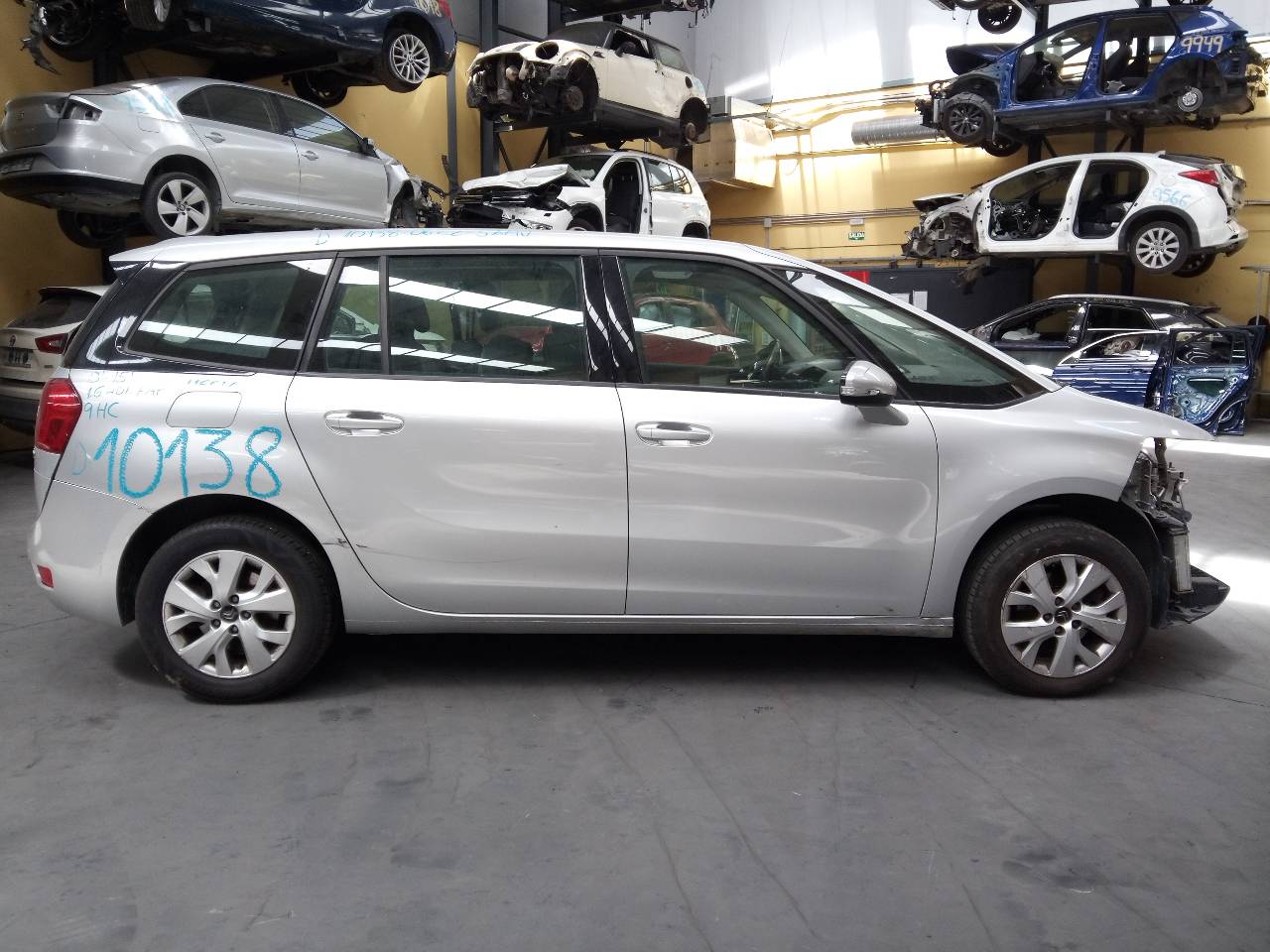 CITROËN C4 Picasso 2 generation (2013-2018) Priekšējā stikla tīrītāja mehānisms 9676371980, 0390248103, E1-B5-48-1 24046202