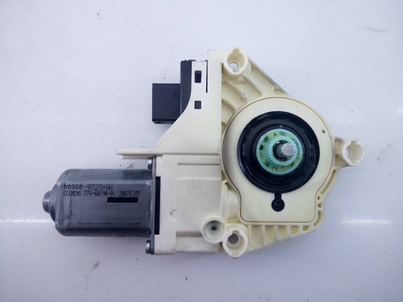 CHEVROLET Q7 4L (2005-2015) Front Left Door Window Regulator Motor 4L0959801B,E1-B6-38-2 20963454