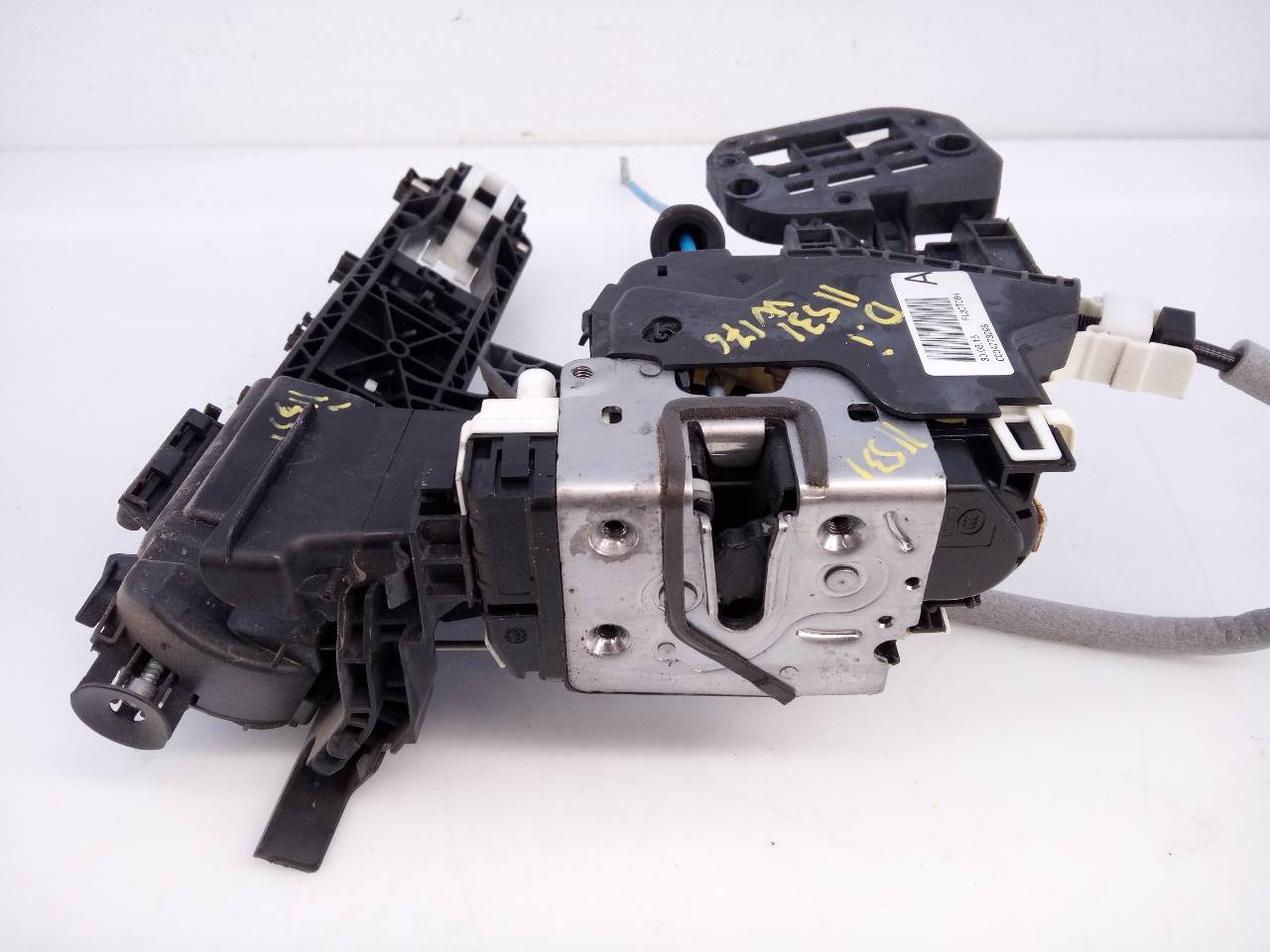 MERCEDES-BENZ A-Class W176 (2012-2018) Front Left Door Lock A2047601700,E1-A2-48-1 20627662