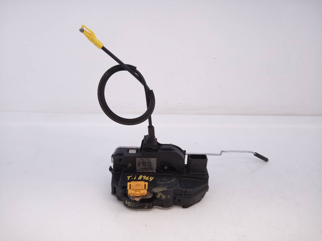 OPEL Astra J (2009-2020) Vasemman takaoven lukko E2-B6-60-1,E2-B6-60-1 26271084