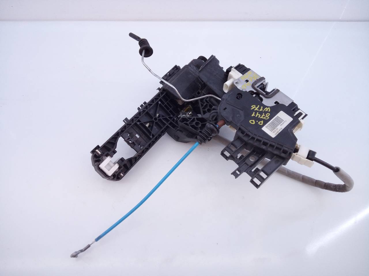 MERCEDES-BENZ A-Class W176 (2012-2018) Front Right Door Lock A2047601800, 01150182002, E1-B3-8-2 18706578