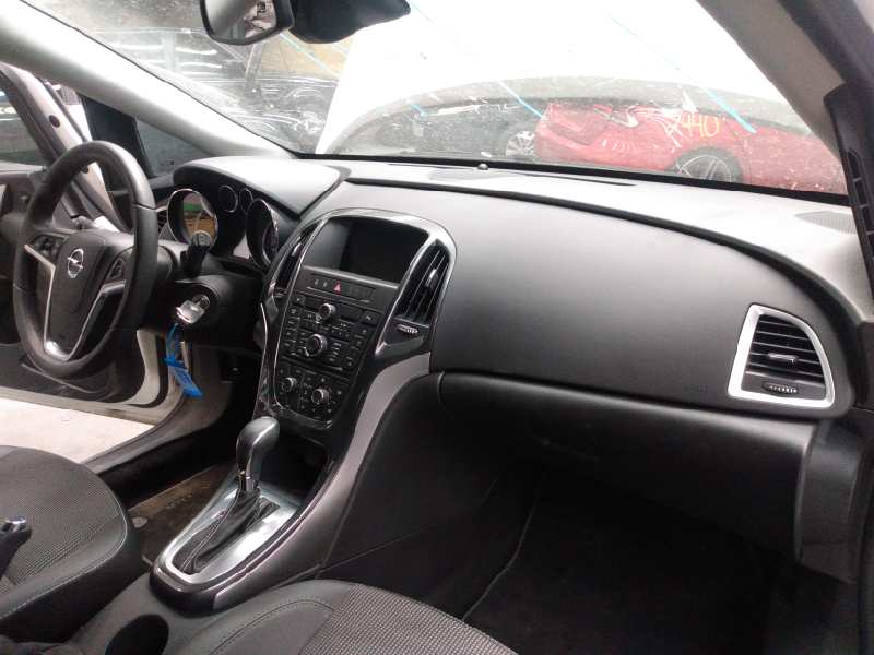 OPEL Astra J (2009-2020) Motoraș ștergător geam haion 13395013,E2-B6-69-1 18593853