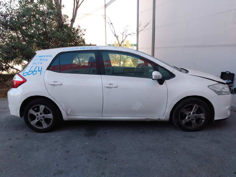 TOYOTA Auris 2 generation (2012-2015) Främre vänstra dörrlås 6904042241, E2-B4-5-2 18510786