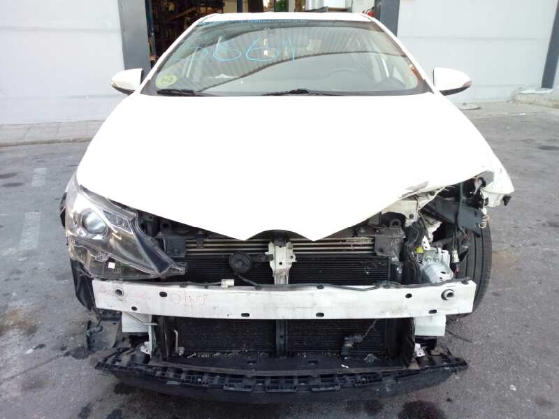 TOYOTA Auris 1 generation (2006-2012) Полуось передний левый P1-B6-18 24483870