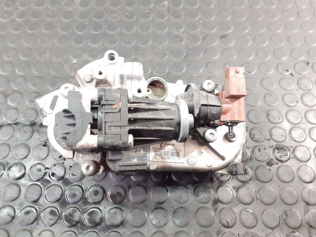 PEUGEOT Bipper 1 generation (2008-2020) EGR Valve 55230929, 701599040, P1-A2-13 18762148