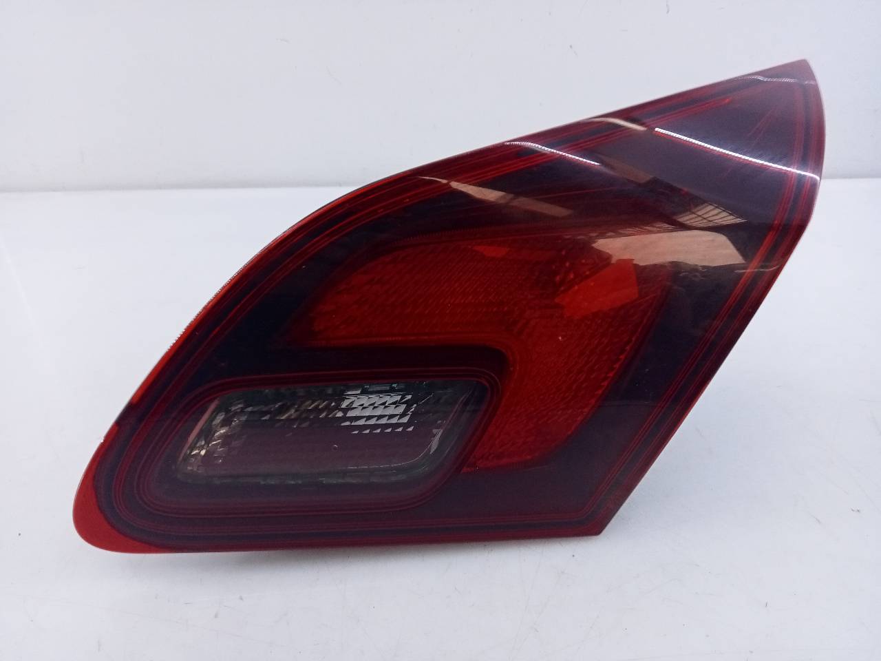 OPEL Astra J (2009-2020) Right Side Tailgate Taillight E2-B6-59-2 20955367