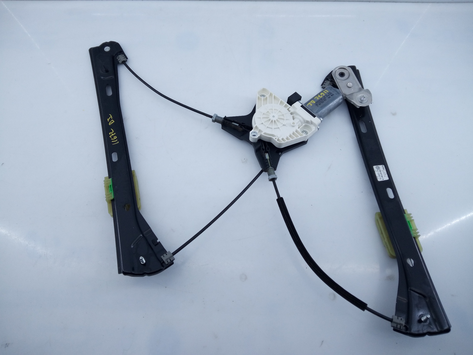 VOLKSWAGEN Passat B8 (2014-2023) Front Left Door Window Regulator 3G0837461A, E1-B6-55-1 21827883