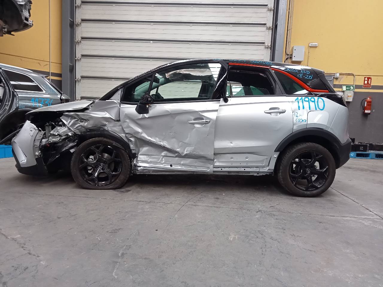 OPEL Crossland X 1 generation (2017-2023) Other Body Parts 060769005, 23477578, E2-B6-64-1 24101408