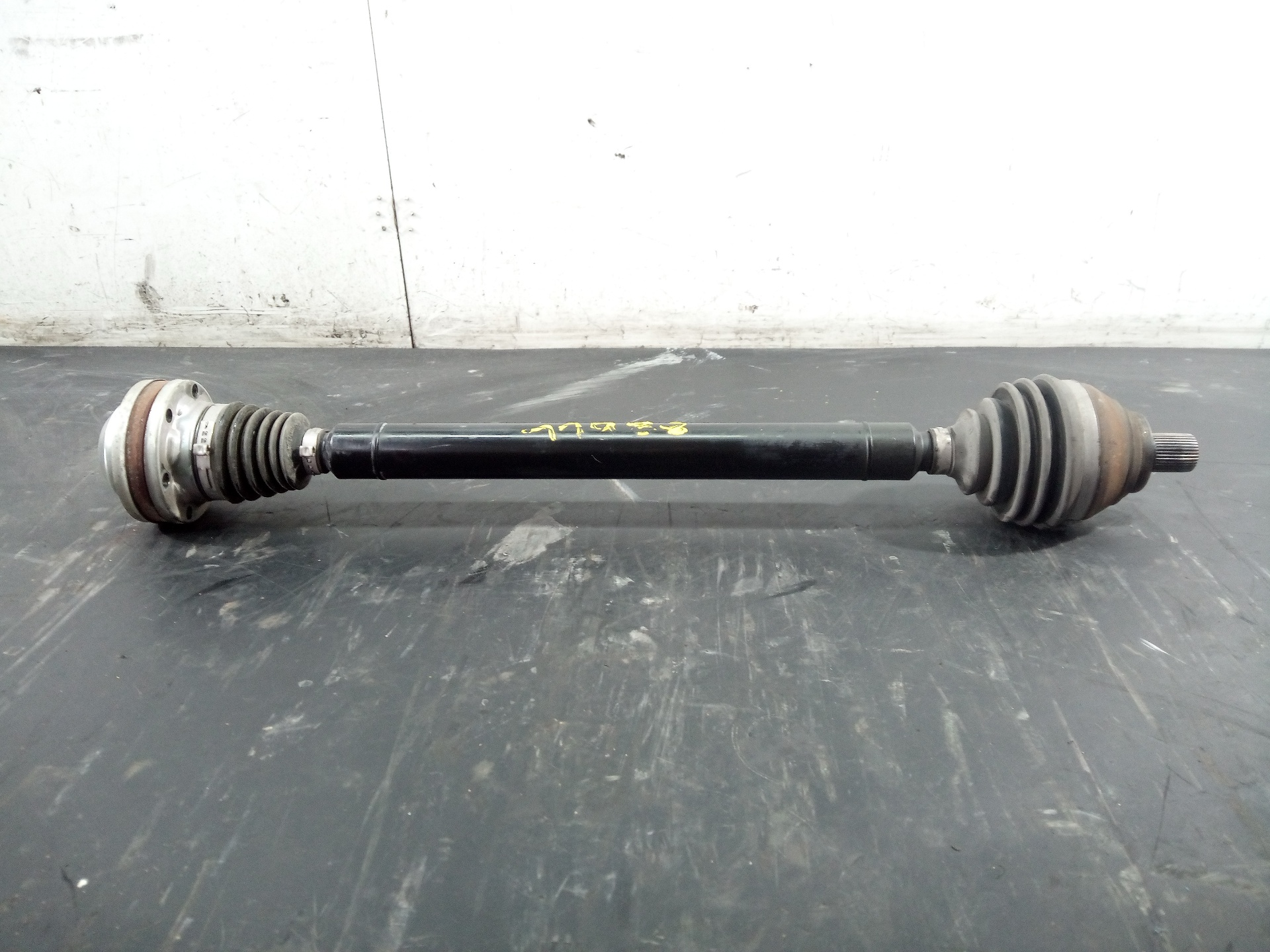 VOLKSWAGEN Tiguan 1 generation (2007-2017) Front Right Driveshaft 5N0407766B,P1-A6-18 23300147