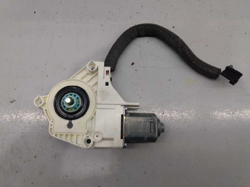 SKODA Yeti 1 generation (2009-2018) Rear Left Door Window Control Motor 5L0959811A,E1-A5-40-1 18513751