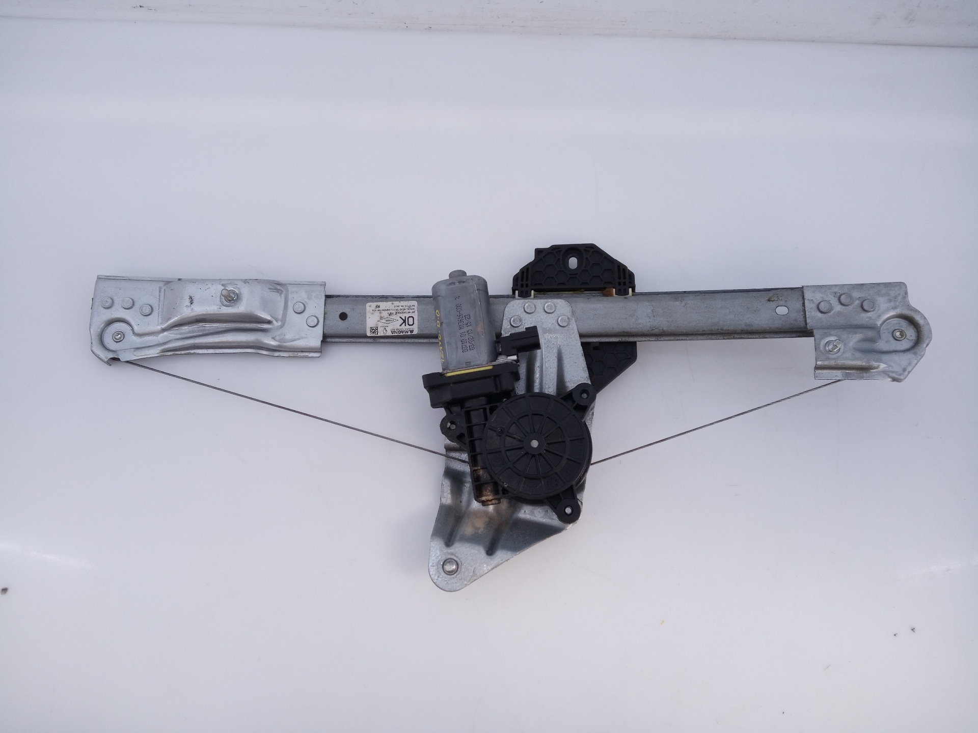 DACIA Sandero 2 generation (2013-2020) Front Right Door Window Regulator M13616C00, E1-A1-48-2 24101910