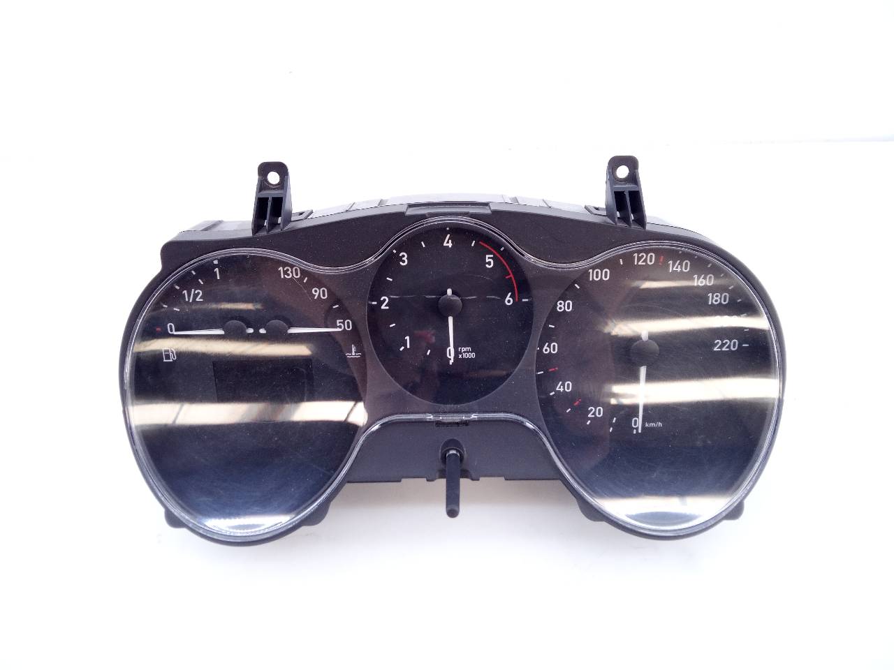 SEAT Toledo 3 generation (2004-2010) Speedometer 5P0920827F, E2-A1-14-2 20584004