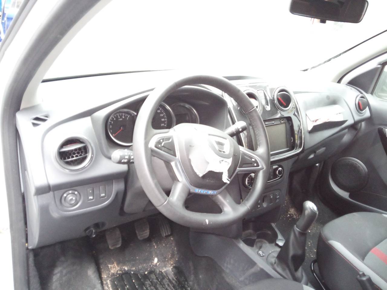 DACIA Sandero 2 generation (2013-2020) Замок передней левой двери E1-A1-40-2 24047764