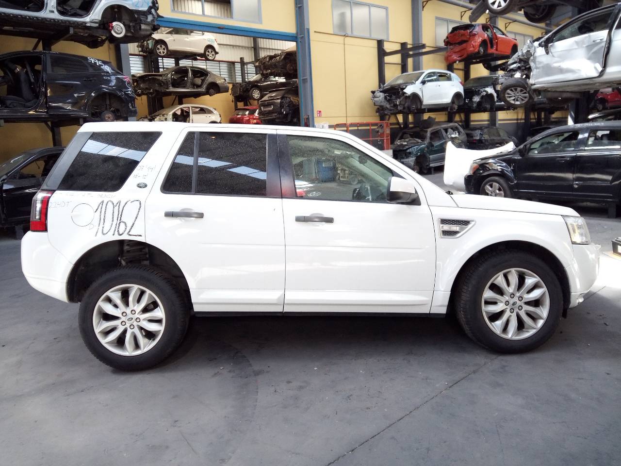 LAND ROVER Freelander 2 generation (2006-2015) Galinis dešinys pusašis BH524B402AA,P1-A6-14 24046831