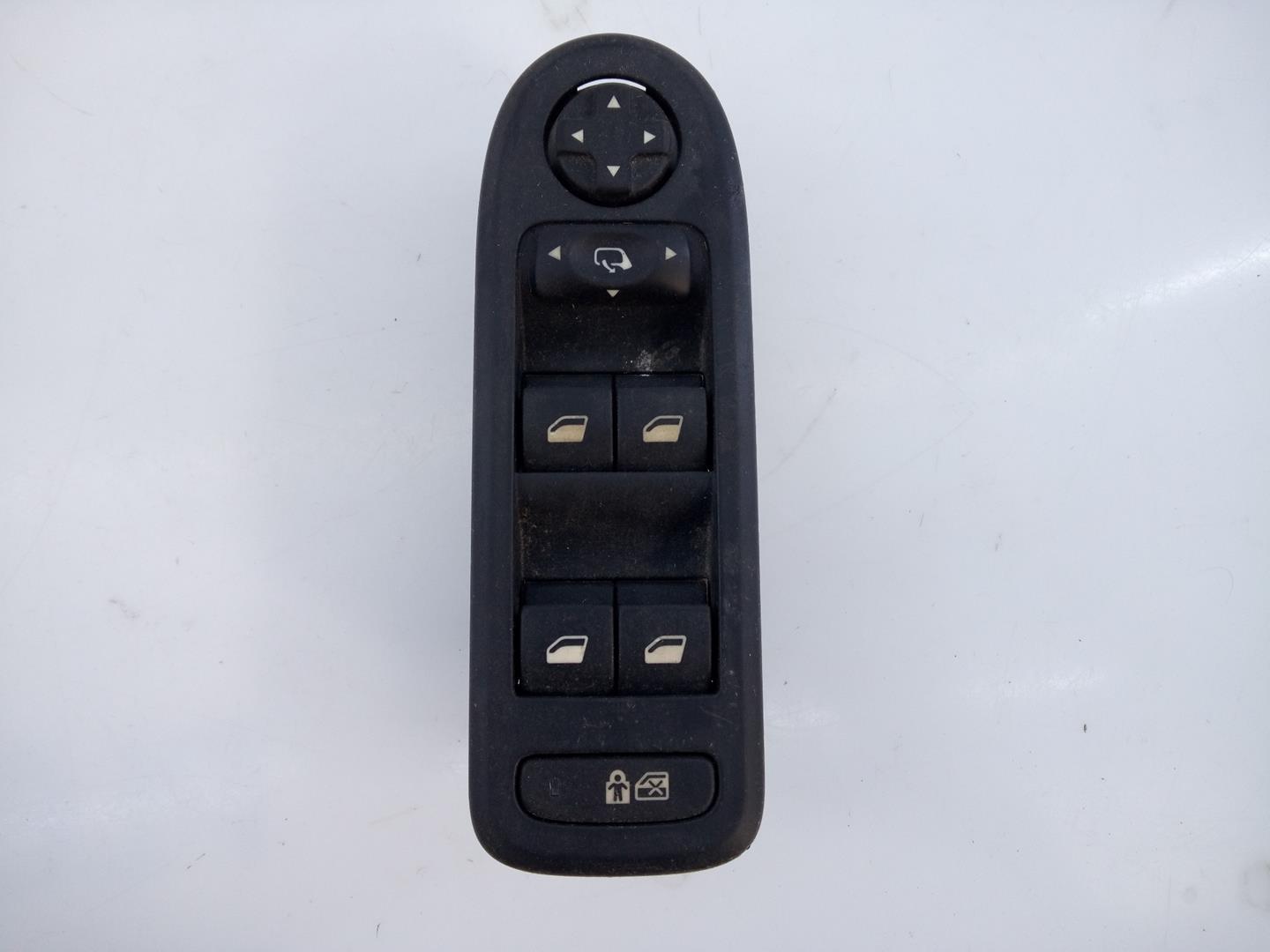 CITROËN C5 2 generation (2008-2017) Кнопка стеклоподъемника передней левой двери 96659465ZD, 30170375R, E3-B2-24-1 21799273