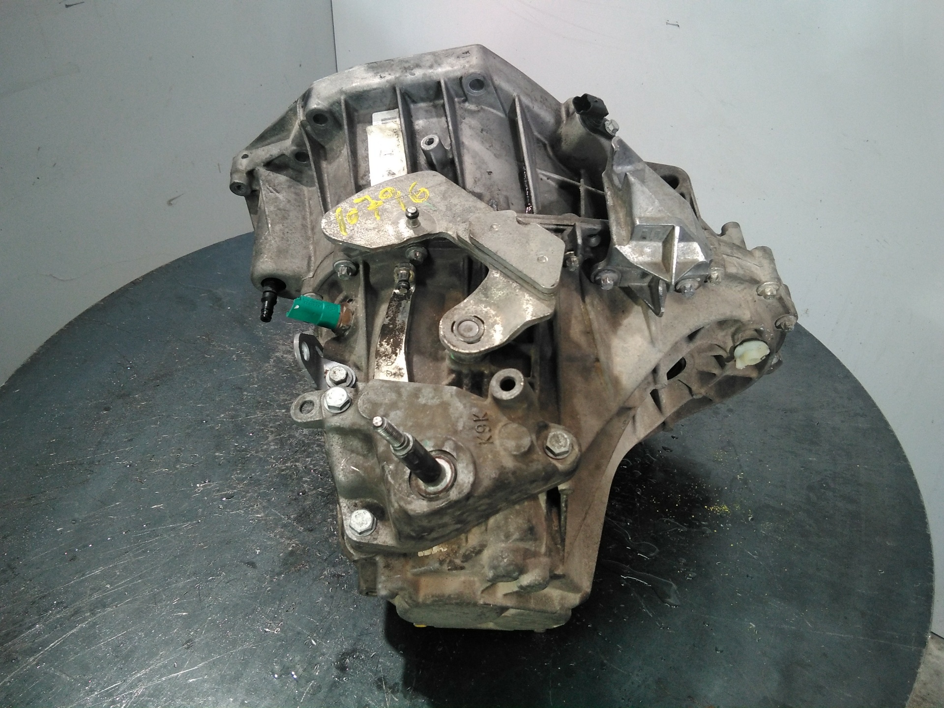 RENAULT Clio 3 generation (2005-2012) Gearbox TL4002,M1-B3-82 20610565