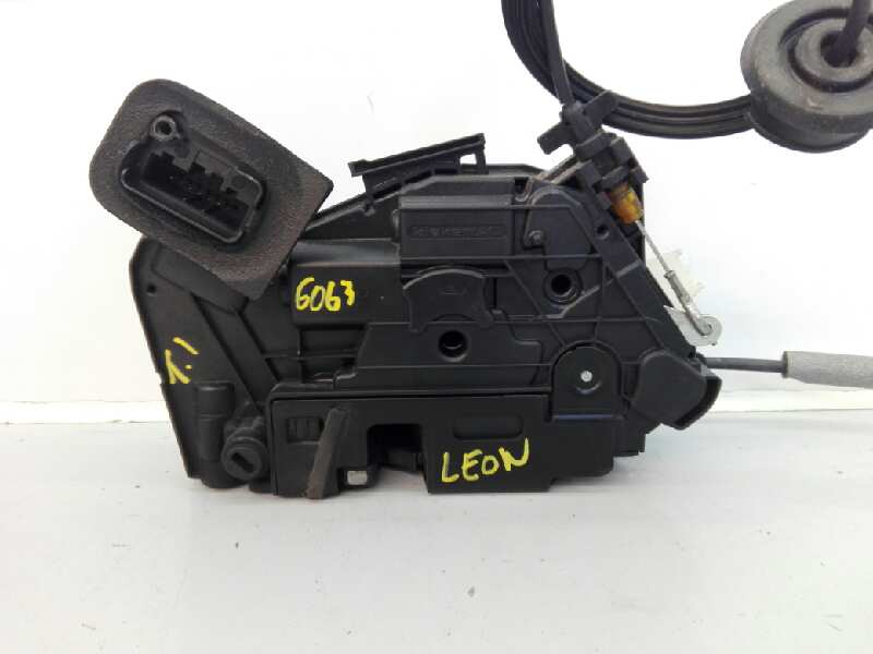 SEAT Leon 3 generation (2012-2020) Rear Left Door Lock 5K4839015Q, E1-B6-36-1 18459907