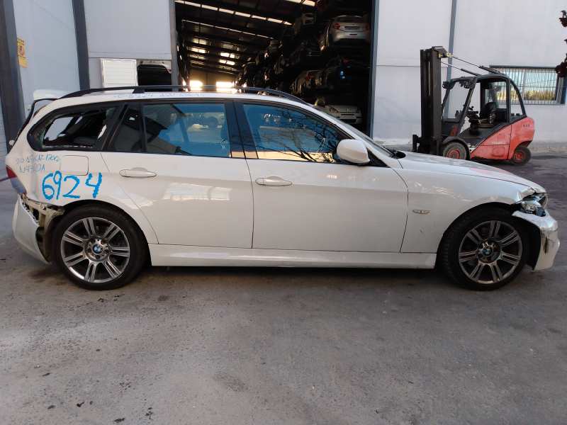 BMW 3 Series E90/E91/E92/E93 (2004-2013) Бардачок 51167120408, 72758411, E1-A3-31-2 18533256