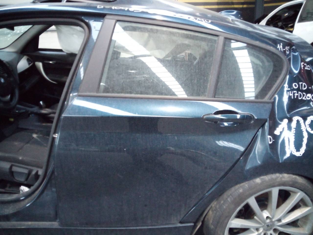 BMW 1 Series F20/F21 (2011-2020) Дверь задняя левая 21801101