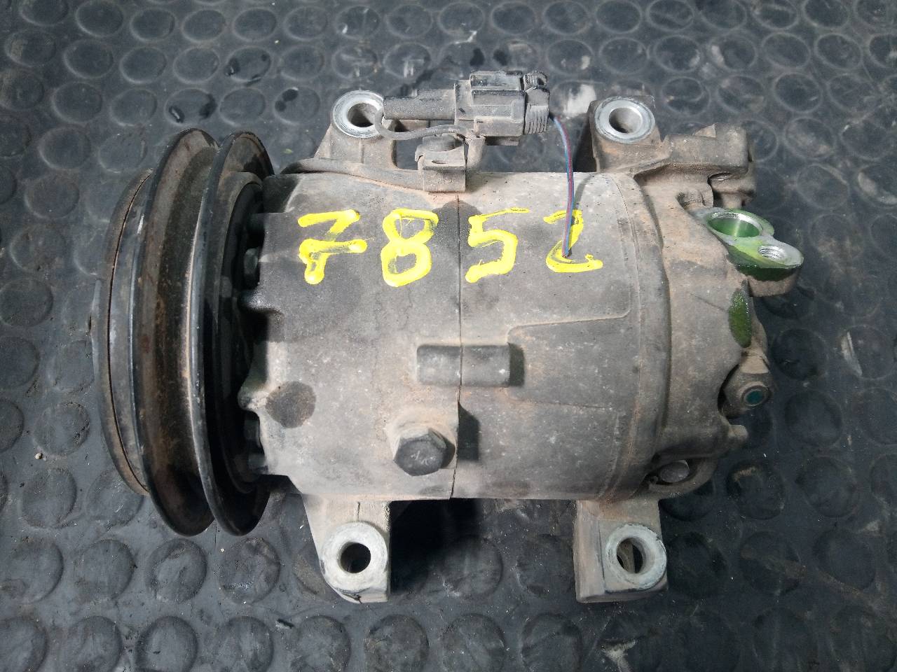 NISSAN Almera N16 (2000-2006) Hасос кондиционера 92600BN301, P3-A2-24-3 24046994