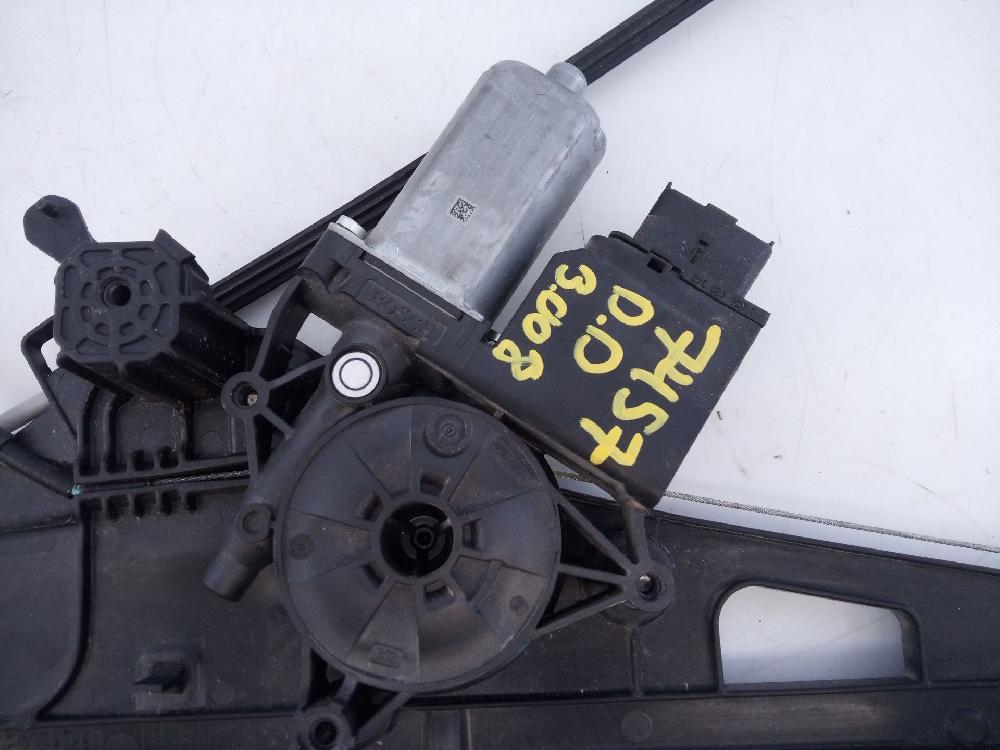 Elevalunas delantero derecho YH01 9829482280 de Peugeot 3008 suv (mc_, mr_, mj_, m4_) 2016-0 131 CV con 1965 km - pieza usada
