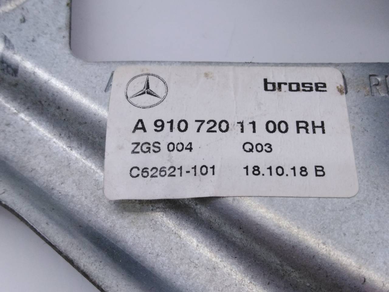 MERCEDES-BENZ Sprinter Lève-vitre de porte avant droite A9107201100, E1-A2-24-2 18671125