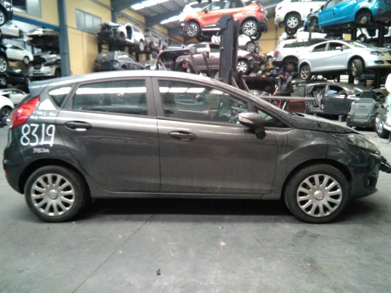 FORD Fiesta 5 generation (2001-2010) Маторчик стеклоподъемника передней правой двери 0130822619, E2-B3-3-2 18766917