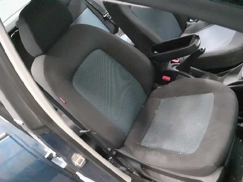 SEAT Ibiza 4 generation (2008-2017) Преден десен задвижващ вал 6R0407762A, P1-A6-19 18596021