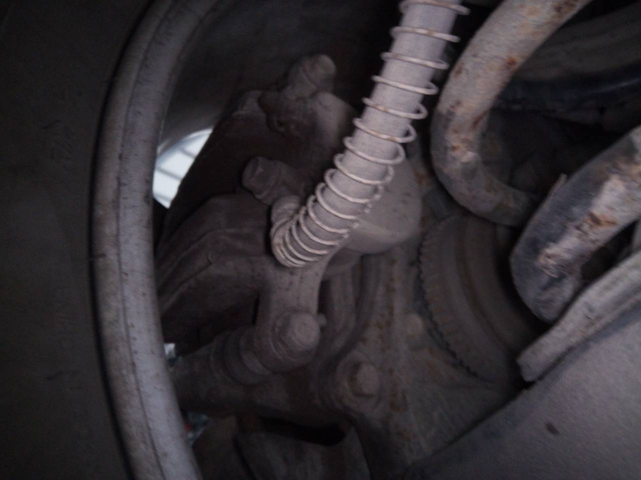 HYUNDAI Santa Fe CM (2006-2013) Rear Left Brake Caliper 24085145