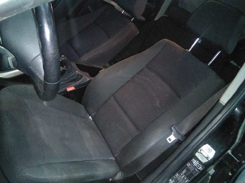 BMW X1 E84 (2009-2015) Galinių kairių durų spyna 51227202147 18653888