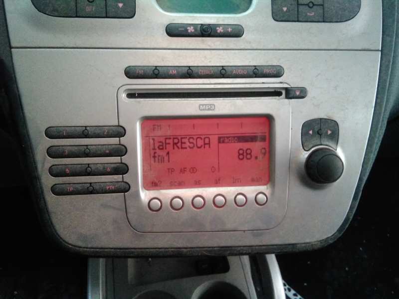 SEAT Toledo 3 generation (2004-2010) Music Player Without GPS 5P1035186B, E2-A1-31-2 18674544