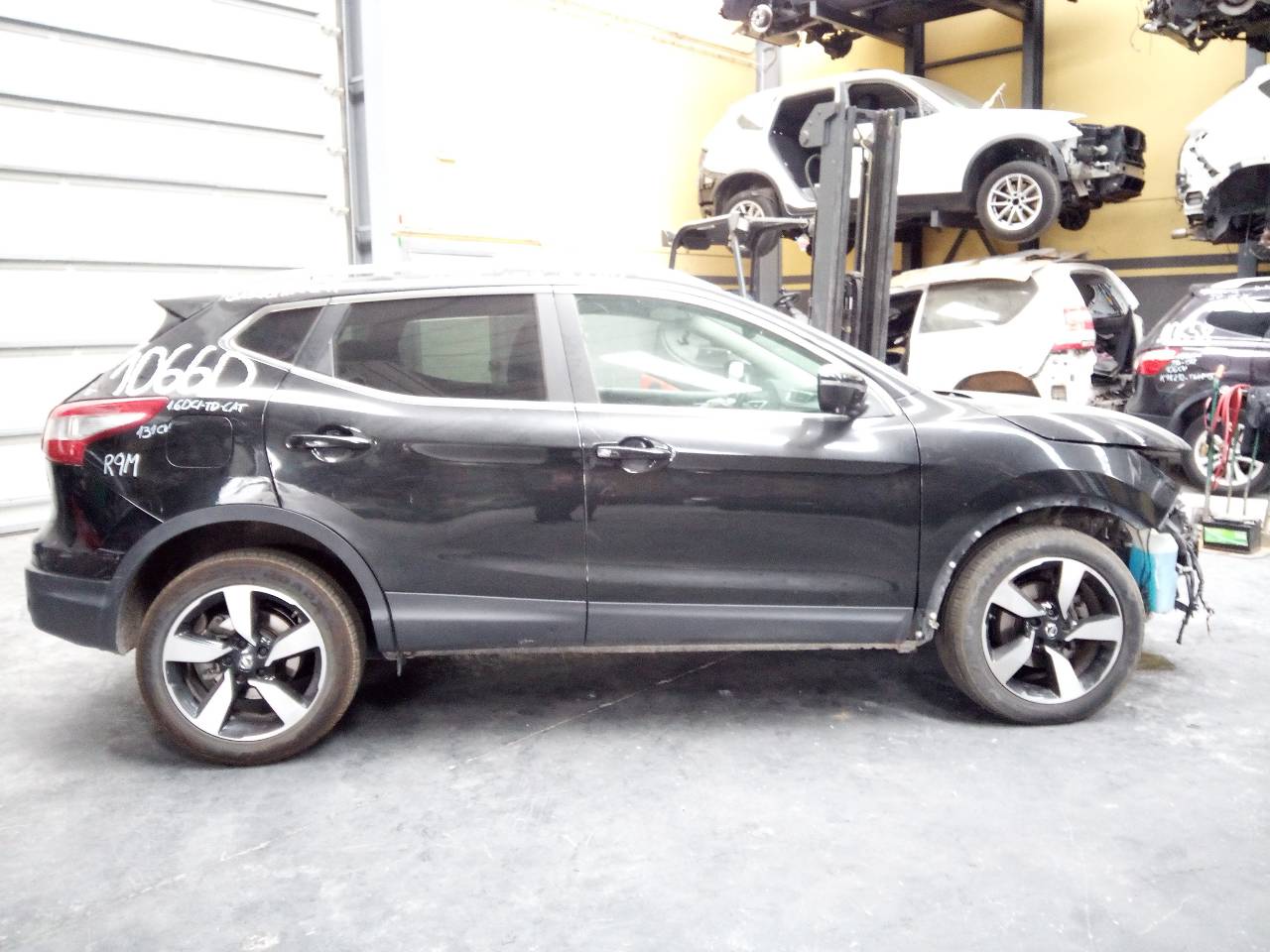 NISSAN Qashqai 2 generation (2013-2023) Генератор 231004BE0BE,P3-B4-17-2 25571745