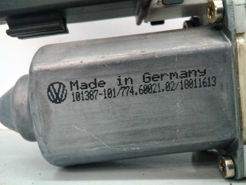 NISSAN Leon 1 generation (1999-2005) Motor regulator geam ușă stânga față E1-B6-51-1 18463929