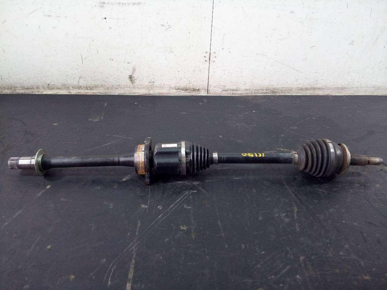 TOYOTA Front Right Driveshaft 1053106916660, P1-B6-12 24453086