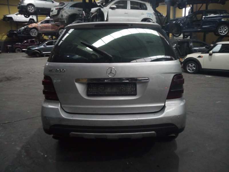 MERCEDES-BENZ M-Class W164 (2005-2011) Левая противотуманка переднего бампера 0305076001, E1-A2-51-1 18657121