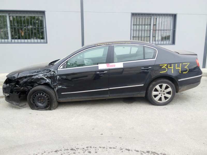 CHEVROLET Passat B6 (2005-2010) Aizmugurējo kreiso durvju loga pacēlāja motorīts 1K0959701LFKZ, E1-B6-44-1 18355232