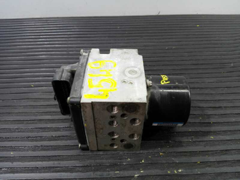 VOLKSWAGEN Passat B6 (2005-2010) Абс блок 3C0614109D,P3-A8-28-4 18378714