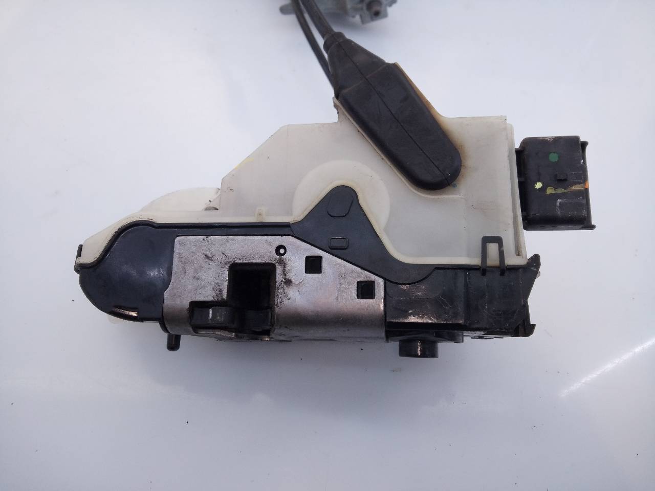 PEUGEOT 208 Peugeot 208 (2012-2015) Front Left Door Lock 9812500880, E1-A4-47-1 18715051