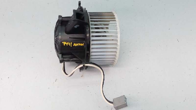 OPEL Astra J (2009-2020) Нагревательный вентиляторный моторчик салона U7253002, 25020140, E3-A5-27-3 18594477