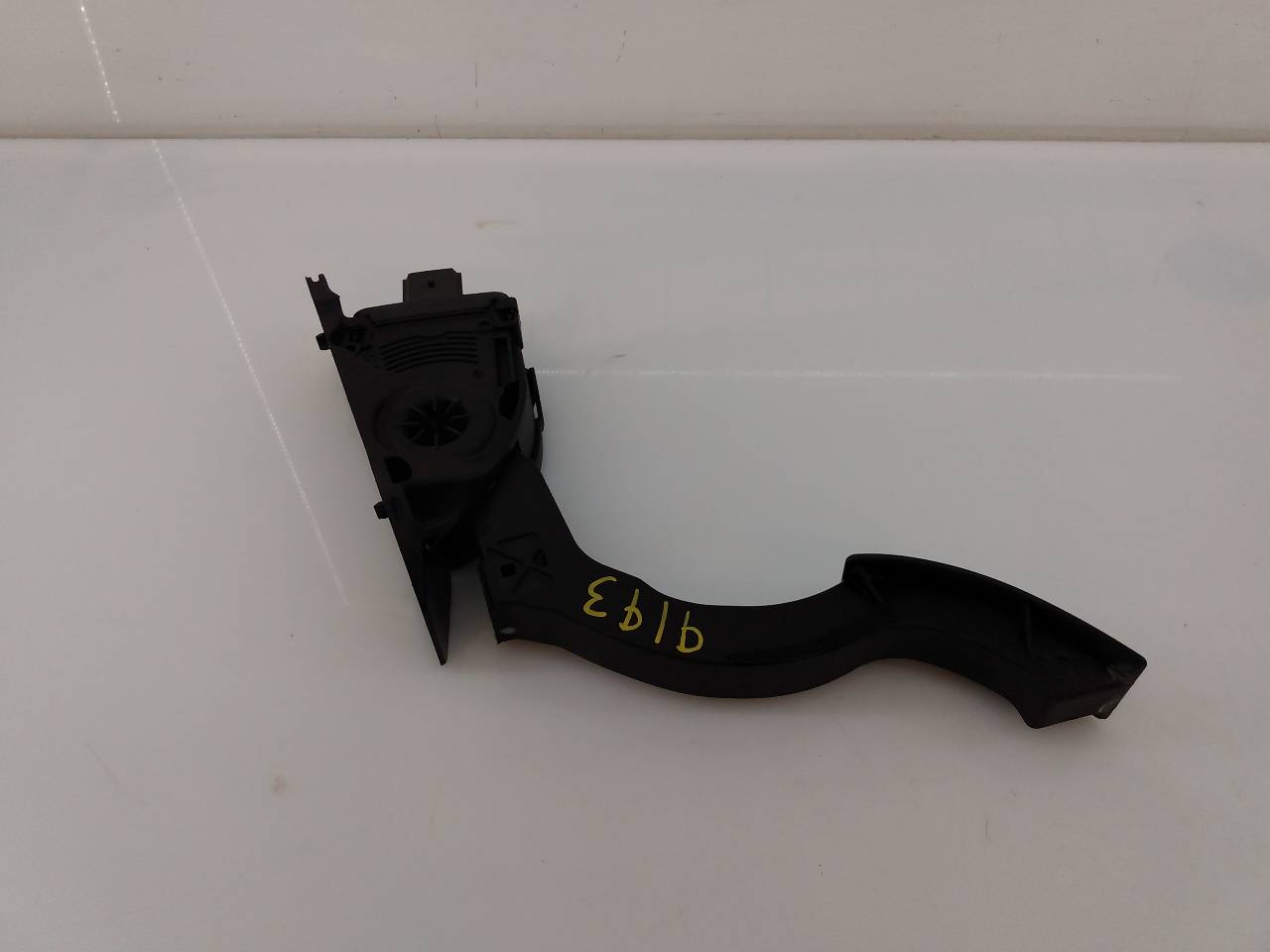 FORD Focus 3 generation (2011-2020) Throttle Pedal EV619F836AA,E3-B3-14-3 18735348