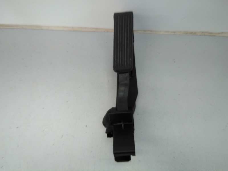 MERCEDES-BENZ E-Class W211/S211 (2002-2009) Throttle Pedal A2113000904, E3-A1-5-7 18563205