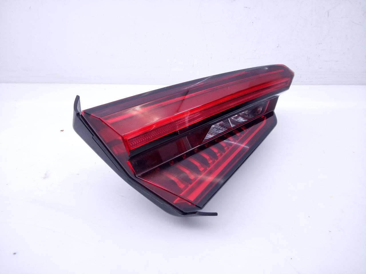 AUDI A5 F5 (2016-2024) Left Side Tailgate Taillight 8W6945093,E1-B6-27-1 26267764